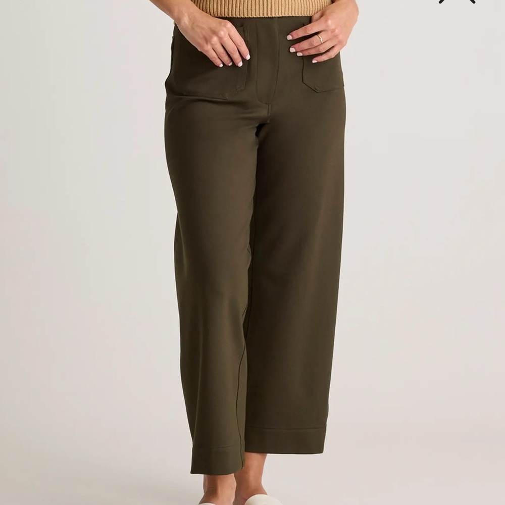 Quince Ultra Stretch Ponte Cropped Wide Leg 24” Olive Pants SZ 8 NWT - Picture 7 of 8
